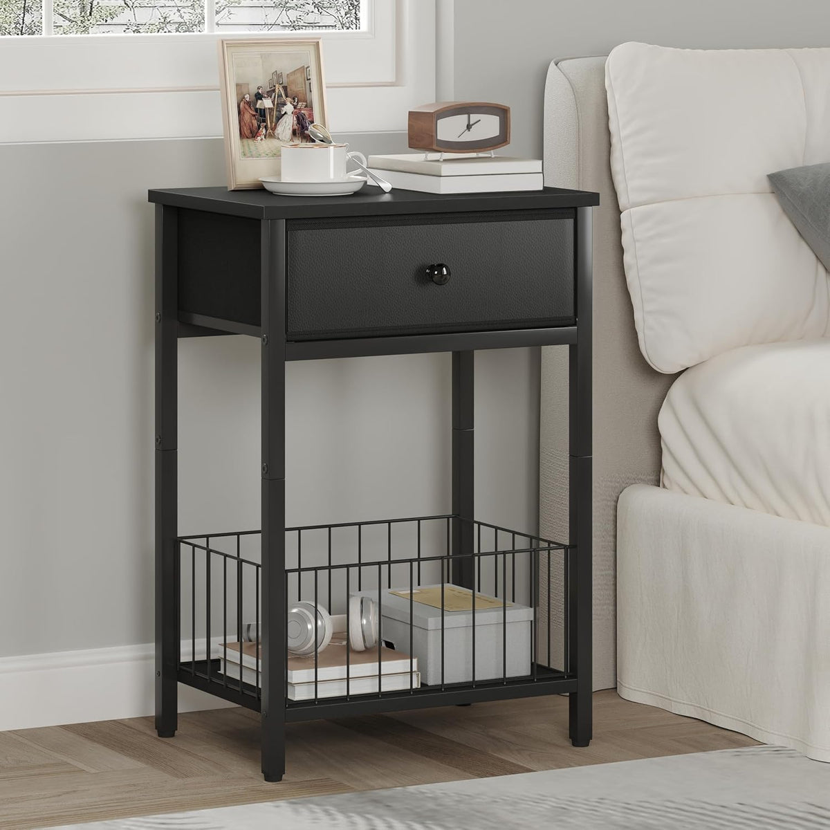 Black Small Nightstand With Storage Drawer